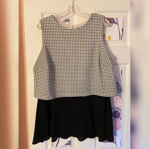 Roz & Ali Sleeveless Peplum Top Womens Sz XL Black White Check